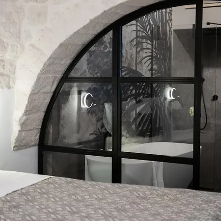 度假居 Trullo Delle Sfere- Luxury Trullo With Jacuzzi 阿尔贝罗贝洛