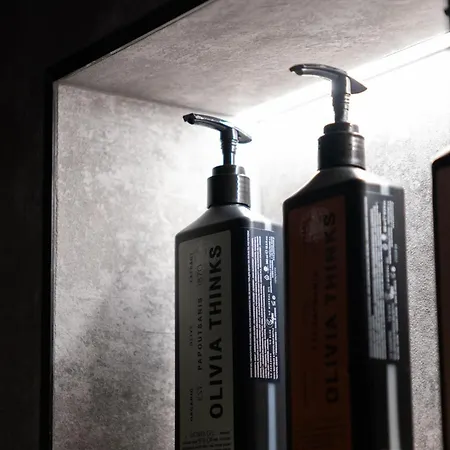 Дом отдыха Trullo Delle Sfere- Luxury Trullo With Jacuzzi Альберобелло