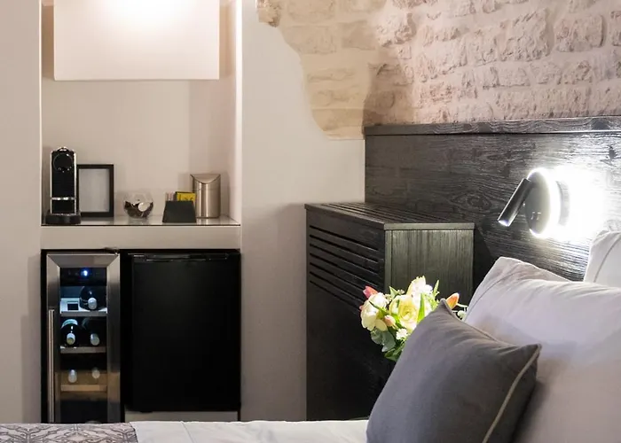 Trullo Delle Sfere- Luxury Trullo With Jacuzzi